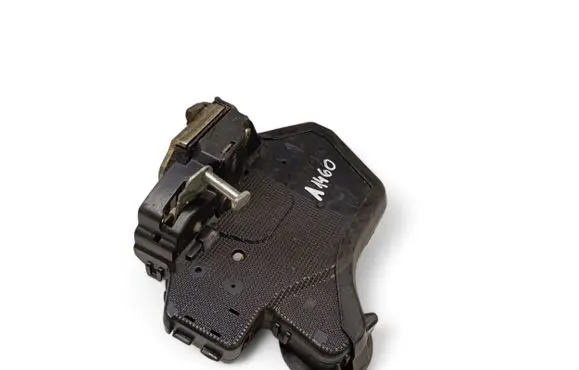 Toyota Corolla E120 E130 Rear door lock 6906002101