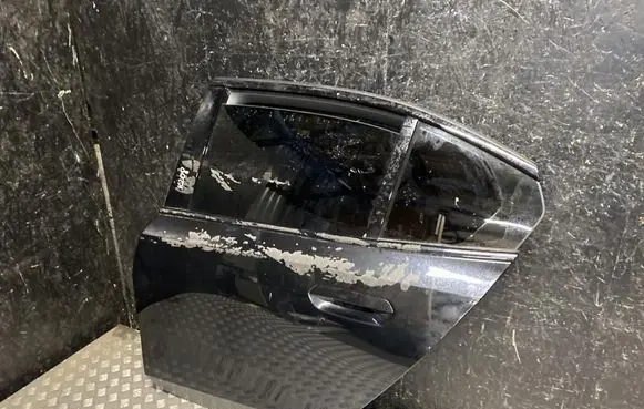 BMW 5 G60 G61 Rear door 