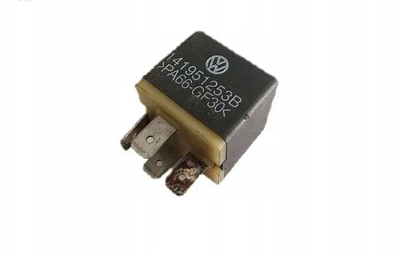Skoda Fabia Mk2 (5J) Other relay 141951253B