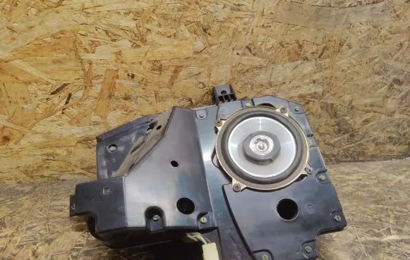 Nissan 240ZX, 280ZX, 300ZX Front door speaker 2903311