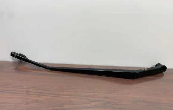 Subaru Forester SK Front wiper blade arm 2729