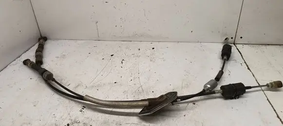 Gear shift cable linkage