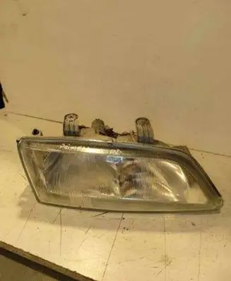 Nissan Primera Headlight/headlamp