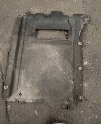 BMW X5 F15 Engine splash shield/under tray 51757308679 7308679