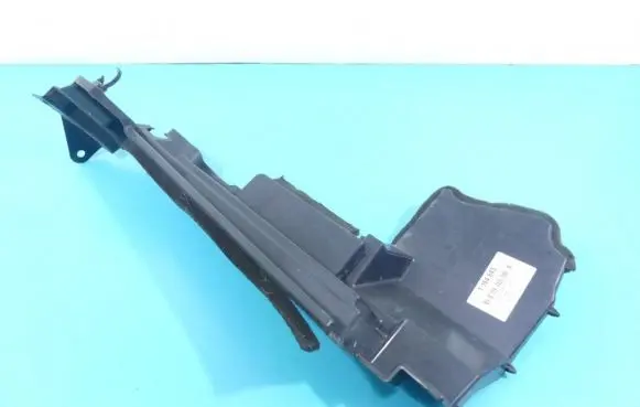 Nissan Pulsar Air intake duct part 628233ZN0A IMPRK1164643