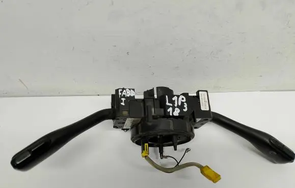 Skoda Fabia Mk1 (6Y) Indicator stalk 4B0953503G