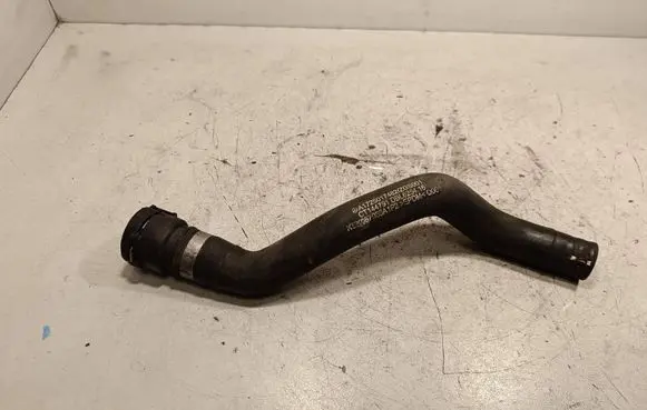 Mercedes-Benz SLK R172 Engine coolant pipe/hose A1725017482
