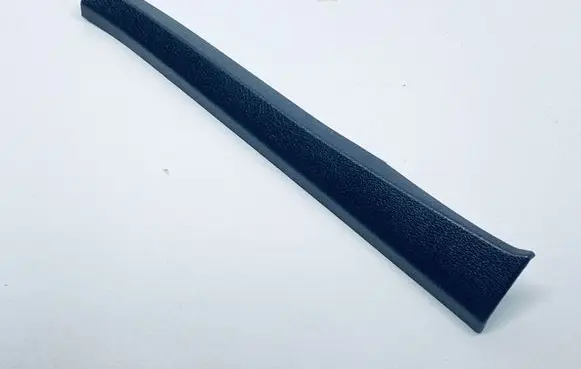 Volkswagen Touareg II Other sill/pillar trim element 7P0868237A
