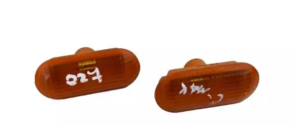 Ford Focus C-MAX Front fender indicator light