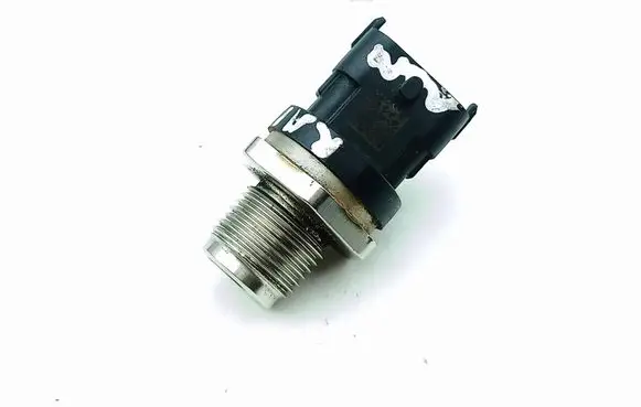 Hyundai i30 Fuel pressure sensor 0281002863 070326699