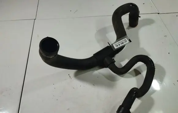 Peugeot 307 Engine coolant pipe/hose 
