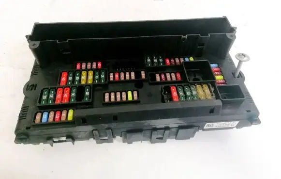 BMW 5 GT F07 Fuse box set 925281501 9252815-01