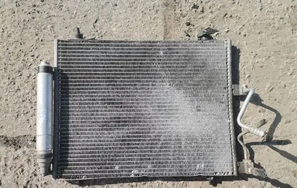 A/C cooling radiator (condenser)