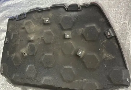 Volvo S80 Engine bonnet/hood sound/heat insulation 