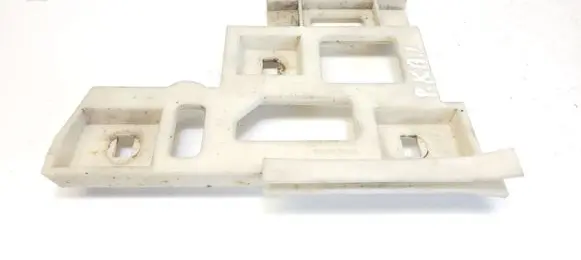 Volvo S70 V70 V70 XC Front bumper mounting bracket 9151501