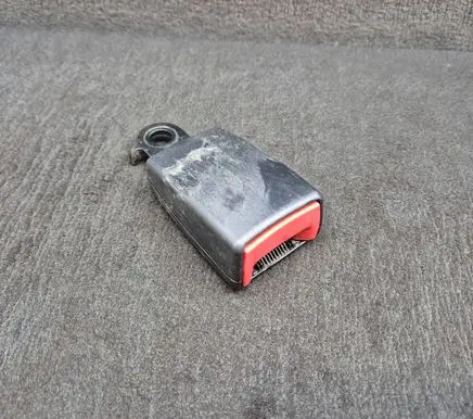 Audi Q7 4L Rear seatbelt buckle 4L0857739E 4L0857739L01C 4L0857739L