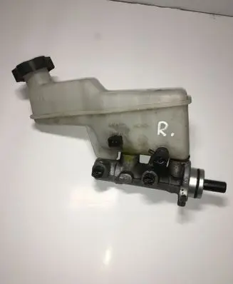 Hyundai ix35 Master brake cylinder