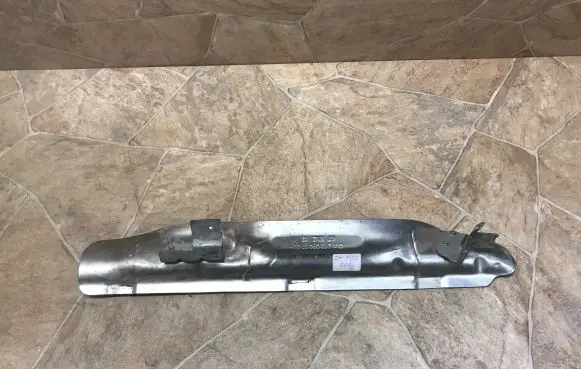 Mercedes-Benz CLS C218 X218 Heat shield in engine bay A2780940720