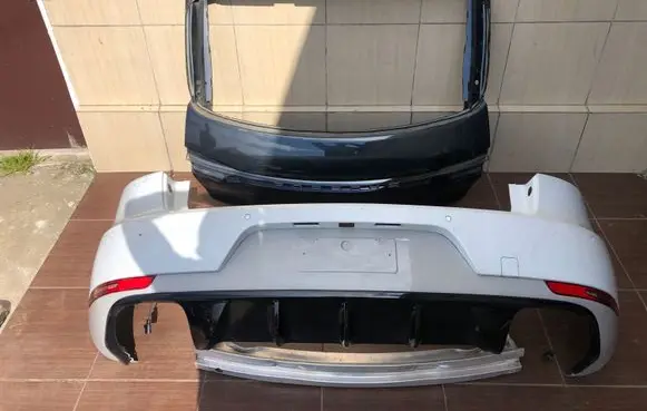 Porsche Macan (95B) Set of end parts 95B827126