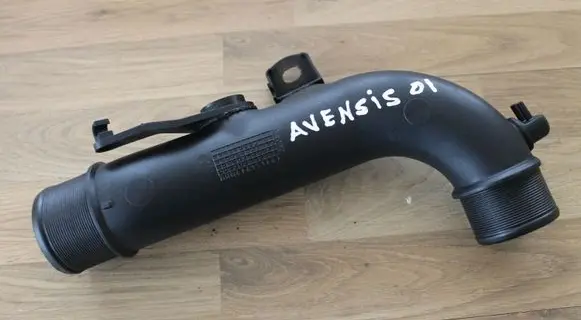 Toyota Avensis T250 Intercooler hose/pipe 173620R011