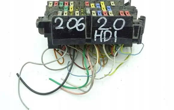 Peugeot 206 Fuse box set 9642707680