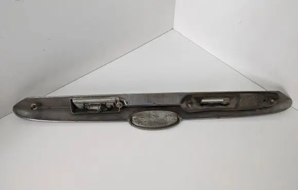 Ford Mondeo MK II Trunk door license plate light bar 96BBN43404BE C8C9A