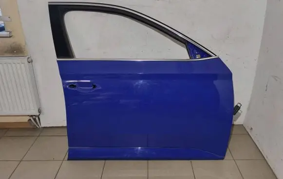 Skoda Superb B8 (3V) Front door 3V0831312 3V0837915F