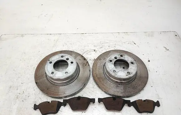 BMW 5 E60 E61 Front brake disc