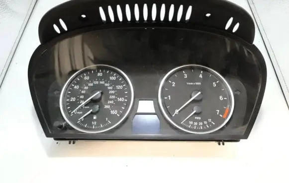 BMW 5 E60 E61 Speedometer (instrument cluster) 62119177253 110080213