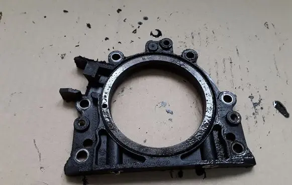 Mitsubishi Outlander Other engine bay part 038103173A