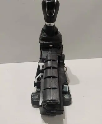 Volvo S90, V90 Gear shifter/selector P31437769 31437769 S584B