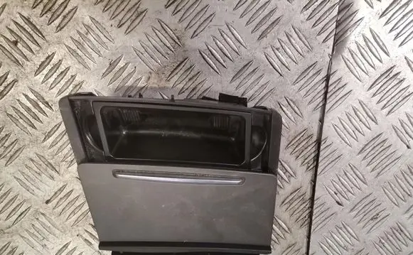 Audi A6 S6 C6 4F Ashtray (front) 4f1857951
