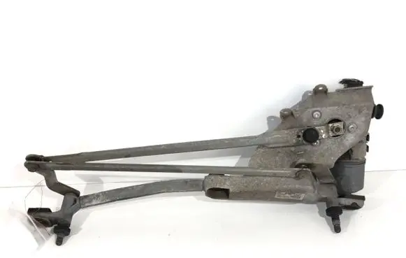 Front wiper linkage and motor