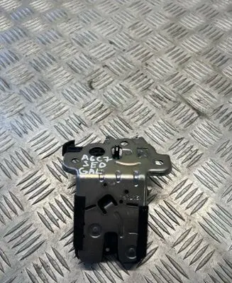Audi A6 S6 C7 4G Tailgate/trunk/boot lock/catch/latch 4H0827505A