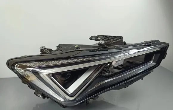 Cupra Formentor Headlight/headlamp 5FH941008E L316843 992941571AE