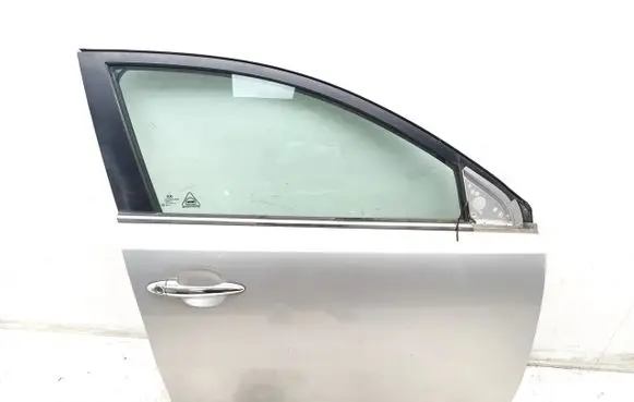 KIA Sportage Front door 