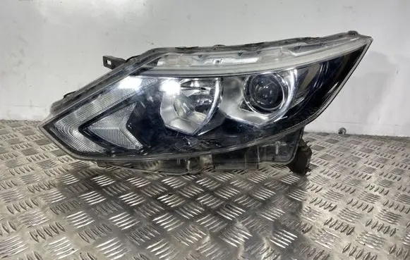 Nissan Qashqai Headlight/headlamp 10018014