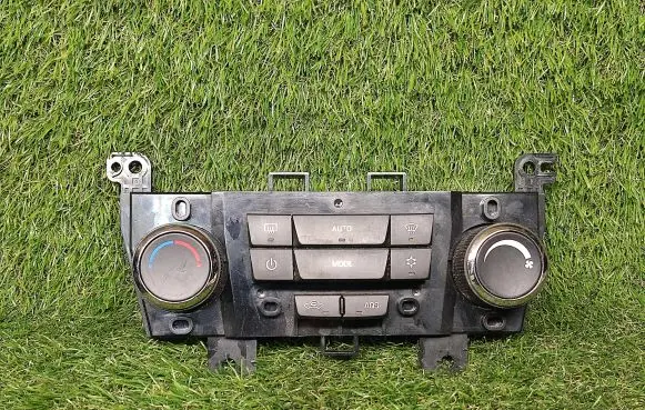 Chevrolet Orlando Climate control unit 3870578 11244223