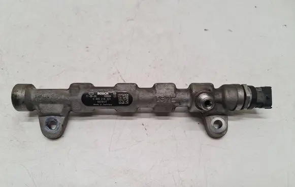 Opel Insignia A Fuel main line pipe 0445214221