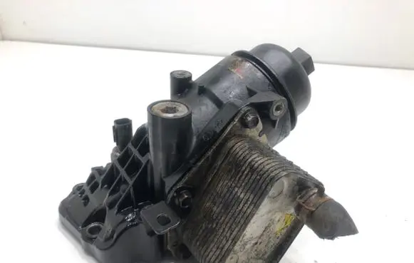 KIA Optima Oil filter mounting bracket 26400-2A900