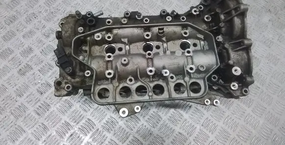 Nissan Navara D40 Engine head 8200871992