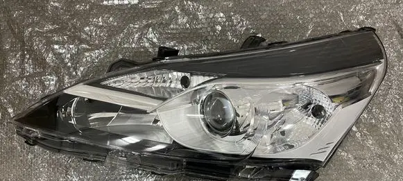 Toyota Verso Headlight/headlamp 811700F161 15549SE 183193360
