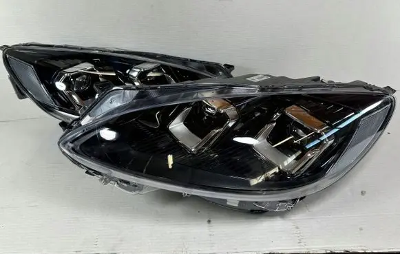 Ford Kuga III Headlight/headlamp