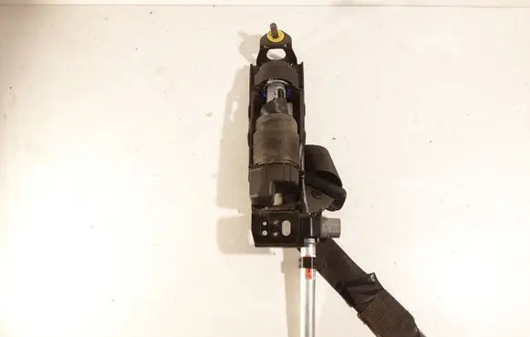 Volvo V50 Front seatbelt 30661789
