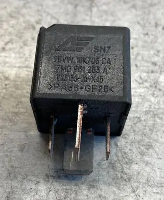 Ford Galaxy Other relay 7m0951253a