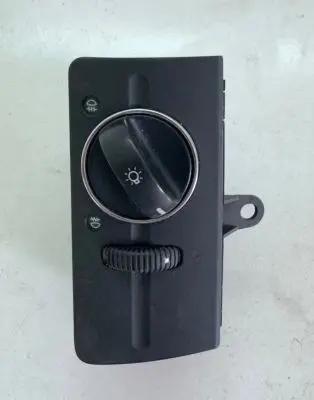 Mercedes-Benz E W211 Light switch 2115450304 04056041