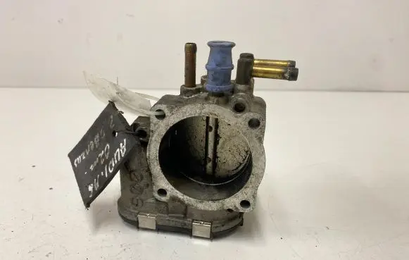 Audi A6 S6 C5 4B Throttle valve 078133062B