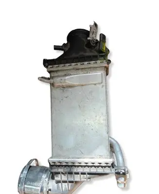 Mercedes-Benz C W205 Intercooler radiator A2740900414