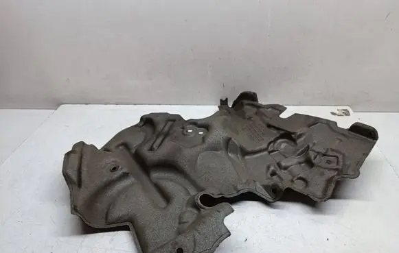 BMW 3 F30 F35 F31 Heat shield in engine bay 8490577