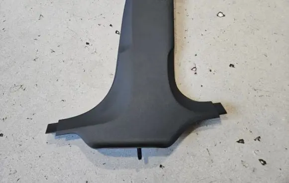 BMW 5 G30 G31 (B) pillar trim (bottom) 7384530